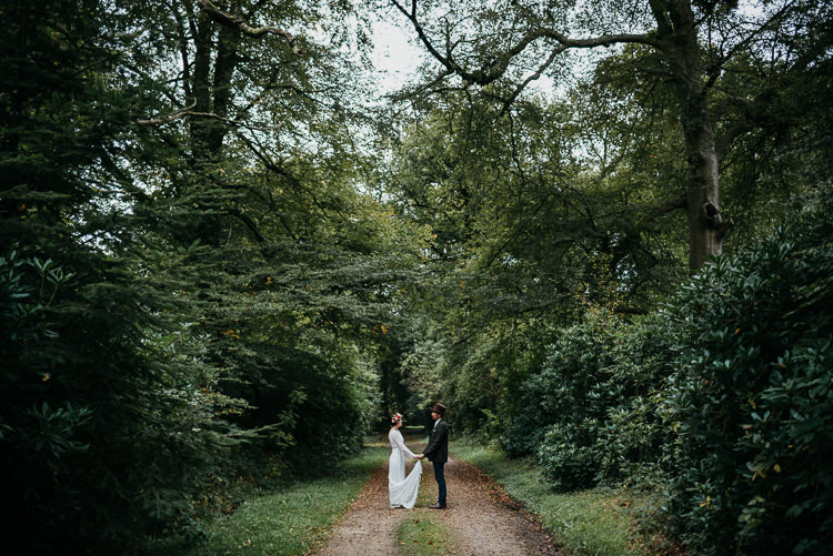 Folky Woodland Adventure Wedding https://elainewilliamsphoto.com/