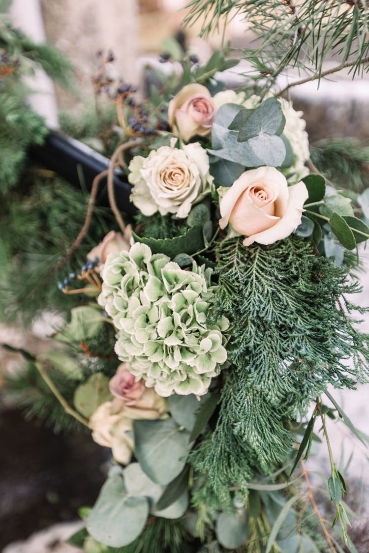 Enchanted Magical Snowy Wedding https://www.thegibsonsphotography.co.uk/