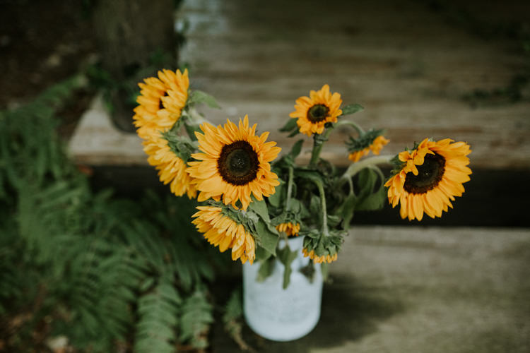 Field Outdoor Garden Hippie Summer Yellow Sunflowers Roses Flowers Arrangement | Happy Outdoor Forest Mustard Yellow Wedding http://suzi-photography.com/