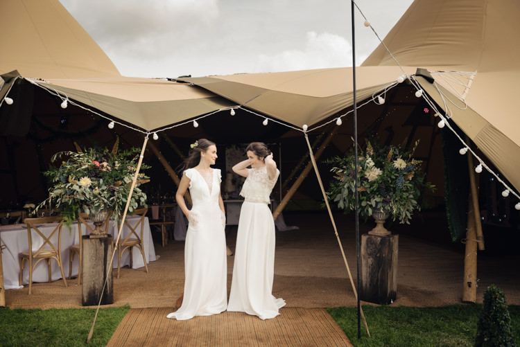 Pretty Blush Floral Tipi Wedding Ideas https://www.sarahvivienne.co.uk/