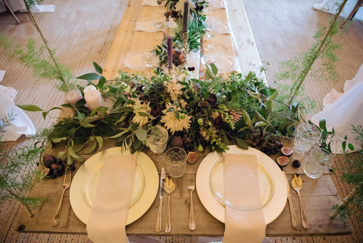 Ruscus Greenery Foliage Berries Fruit Dahlia David Austin Roses Flowers Table Sweetheart Pretty Blush Floral Tipi Wedding Ideas https://www.sarahvivienne.co.uk/