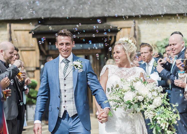 Bubbles Confetti Darling Fresh Bohemian Barn Wedding https://razia.photography/