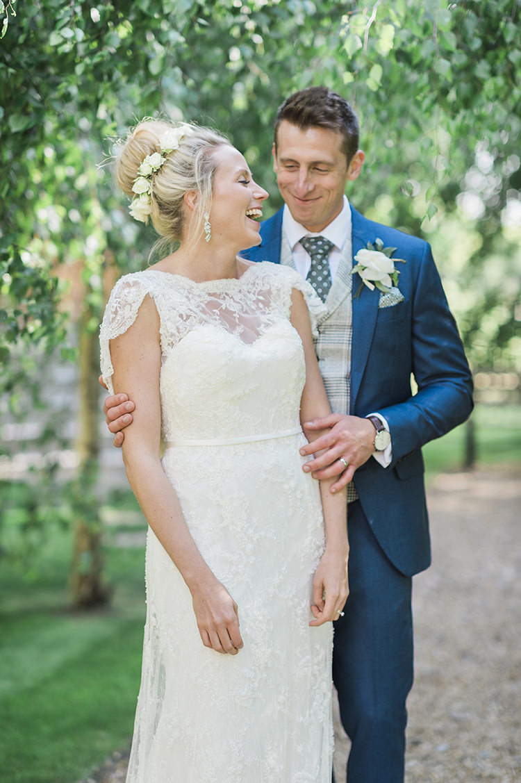 Annasul Y Lace Dress Gown Bride Bridal Sleeves Darling Fresh Bohemian Barn Wedding https://razia.photography/