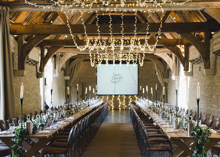 Faity Lights Darling Fresh Bohemian Barn Wedding https://razia.photography/