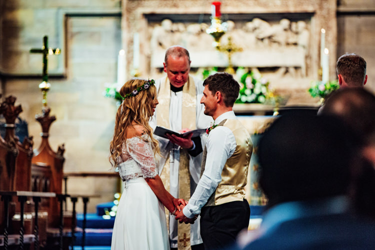 Boho DIY Secret Garden Wedding https://bibandtuckerphotography.co.uk/