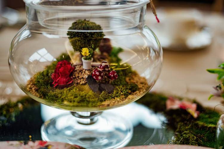 Boho DIY Secret Garden Wedding https://bibandtuckerphotography.co.uk/
