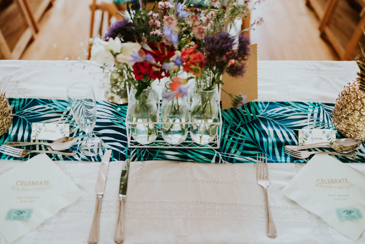 Palm Print Table Runners Tropical DIY Moon Photo Booth Wedding https://photo.shuttergoclick.com/