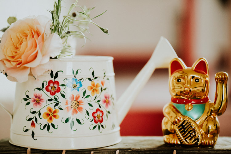 Tropical DIY Moon Photo Booth Wedding https://photo.shuttergoclick.com/