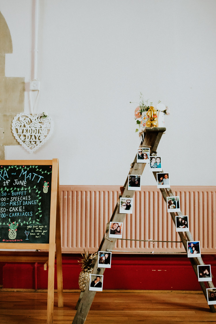 Wooden Ladder Decor Photos Tropical DIY Moon Photo Booth Wedding https://photo.shuttergoclick.com/