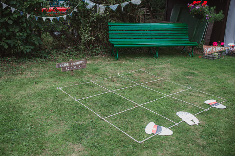 Naughts Crosses Fete Game Natural Country Garden Hand Crafted Wedding https://emilytylerphotography.com/