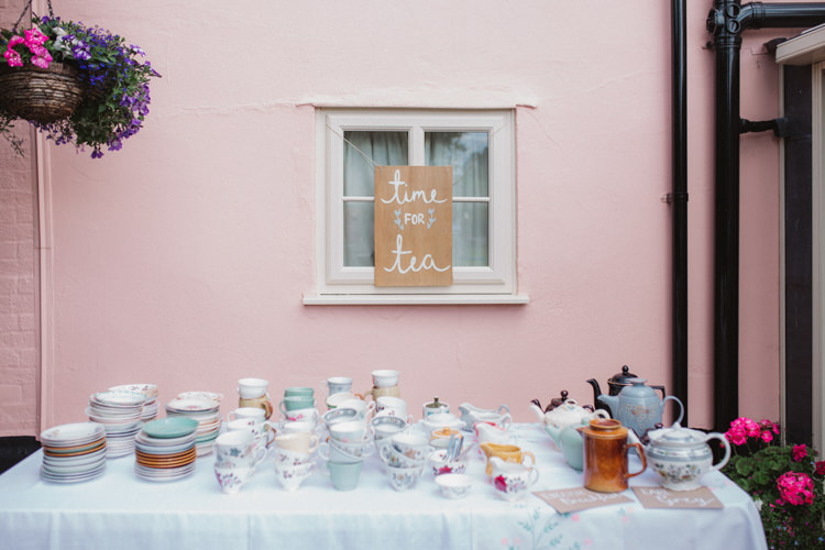 Tea Station Bar Stand Natural Country Garden Hand Crafted Wedding https://emilytylerphotography.com/