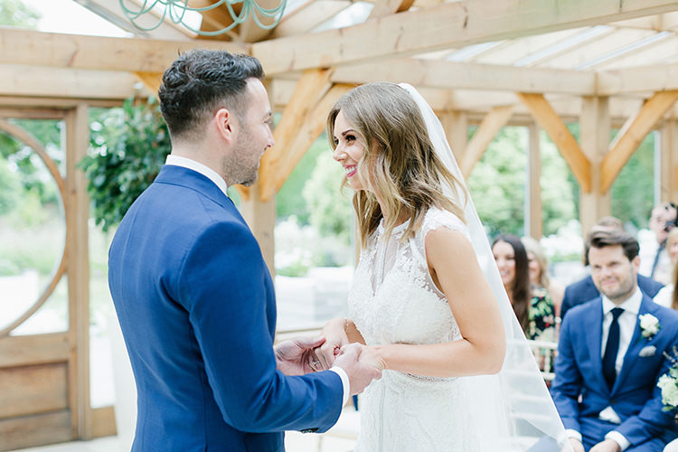 Understated Elegance Greenery Natural Wedding Gaynes Park Essex http://ilariapetrucci.co.uk/
