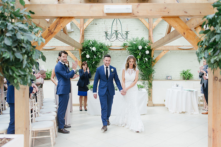 Understated Elegance Greenery Natural Wedding Gaynes Park Essex http://ilariapetrucci.co.uk/