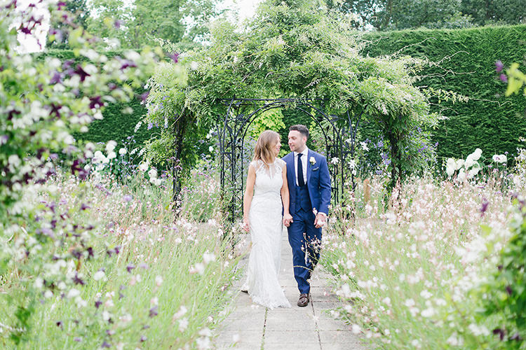 Understated Elegance Greenery Natural Wedding Gaynes Park Essex http://ilariapetrucci.co.uk/