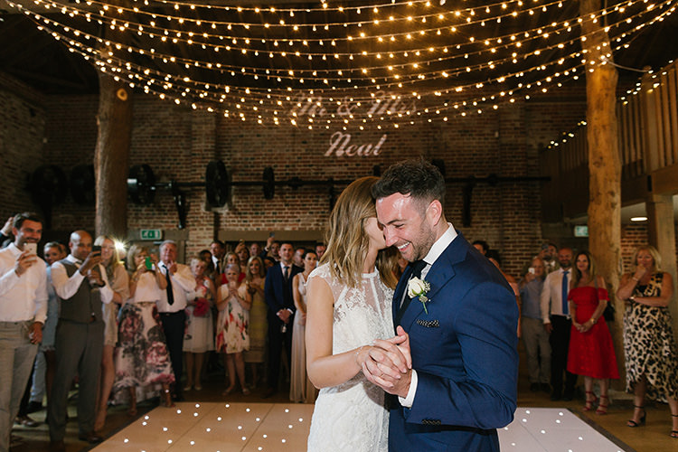 Understated Elegance Greenery Natural Wedding Gaynes Park Essex http://ilariapetrucci.co.uk/