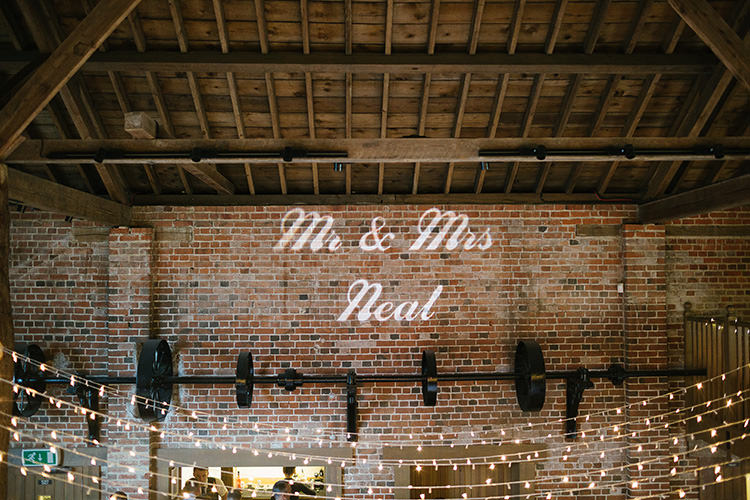 Understated Elegance Greenery Natural Wedding Gaynes Park Essex http://ilariapetrucci.co.uk/