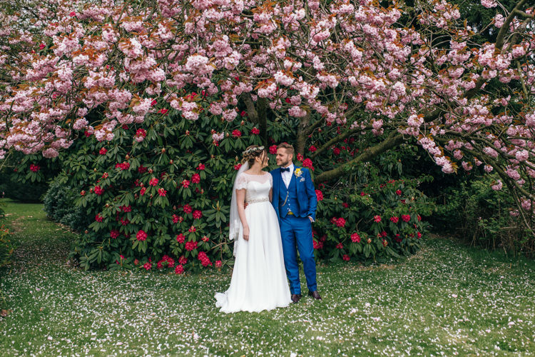 Pretty Spring Yellow Fun Personal Wedding Yeldersley Hall Derbyshire http://www.elliegracephotography.co.uk/