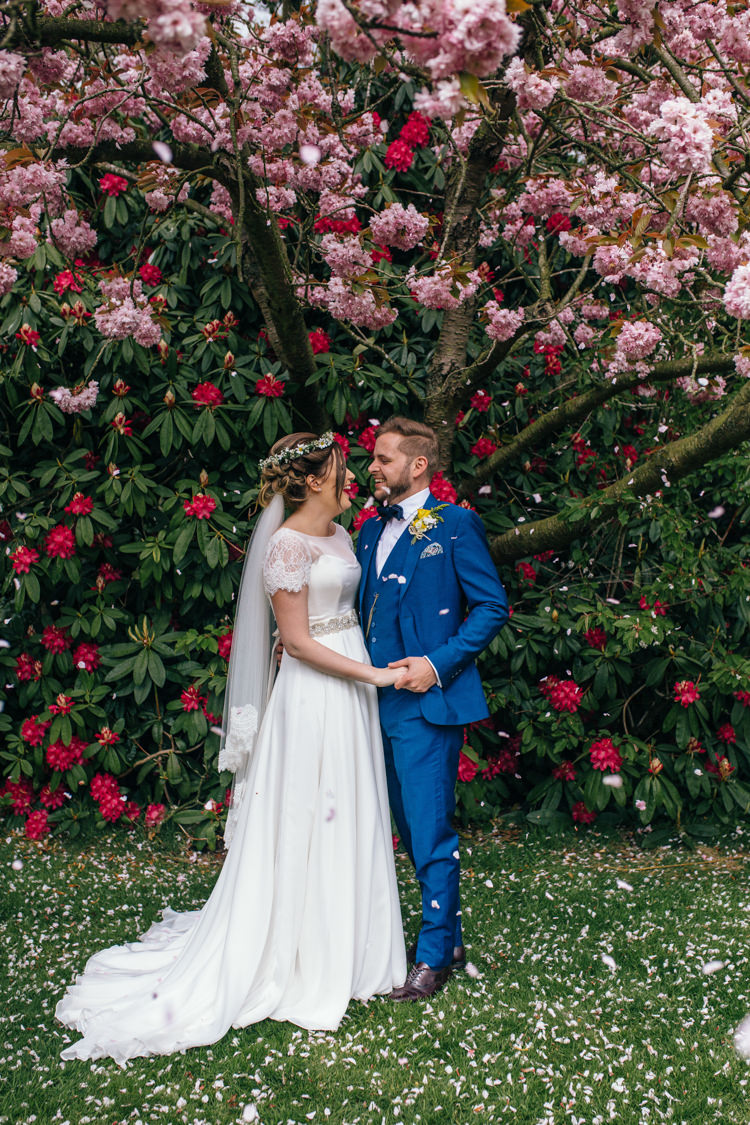Pretty Spring Yellow Fun Personal Wedding Yeldersley Hall Derbyshire http://www.elliegracephotography.co.uk/