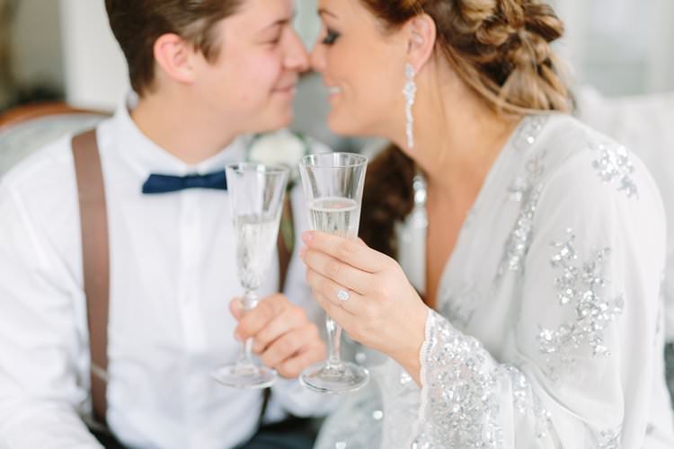 Bride Groom Sparkly Robe Champagne Kiss Earrings | Bohemian Luxe Greenery White Wedding Ideas Sweden http://www.lindapauline.se/