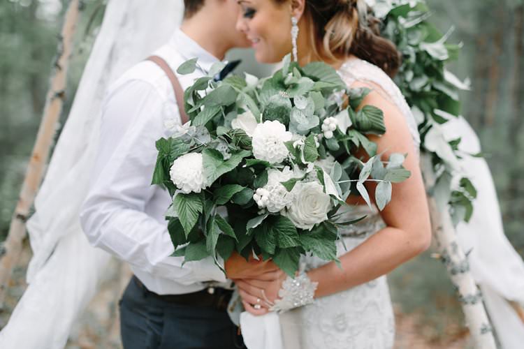 Bride Groom Forest Wilderness Outdoor Boho Nature Tipi Bouquet | Bohemian Luxe Greenery White Wedding Ideas Sweden http://www.lindapauline.se/