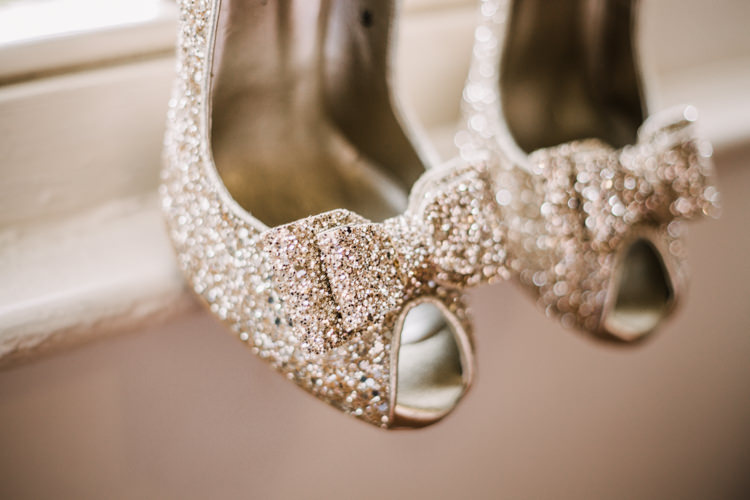 Fun DIY Wedding New Walk Museum Leicester https://www.daniellefrancescaphotography.com/