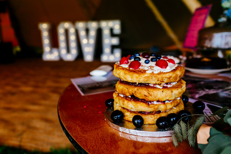 Naked Cake Sponge Bright Fun Festival Boho Wedding The Party Field East Sussex http://epiclovestory.co.uk/