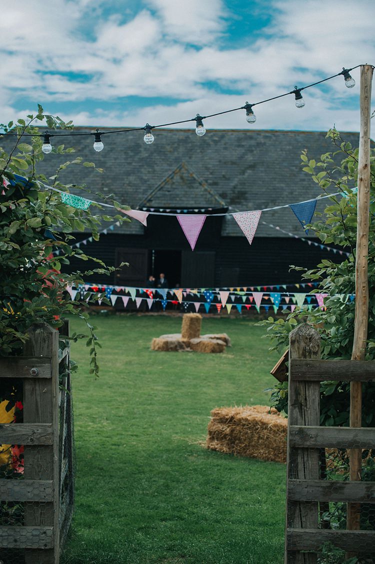 Colourful Informal Wedding Victorian Fairground Games Elmley Nature Reserve Kent http://www.juliaandyou.com/