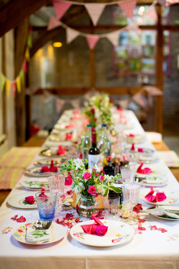 Tables Origami Flowers Petals Bunting Modern Simple Colourful Garden Wedding http://www.helencawte.com/