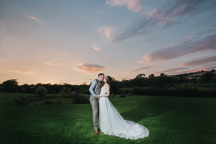 Non-Traditional Country Party Barn Wedding Yorkshire http://www.lauracalderwood.co.uk/