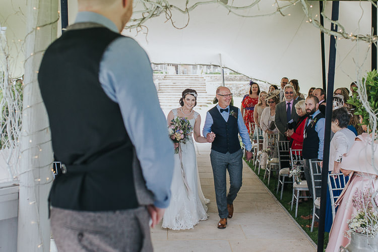 Non-Traditional Country Party Barn Wedding Yorkshire http://www.lauracalderwood.co.uk/