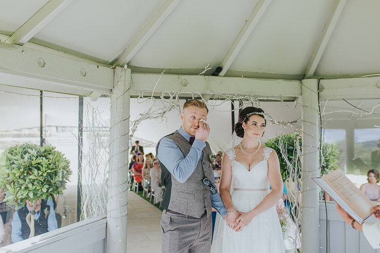 Non-Traditional Country Party Barn Wedding Yorkshire http://www.lauracalderwood.co.uk/