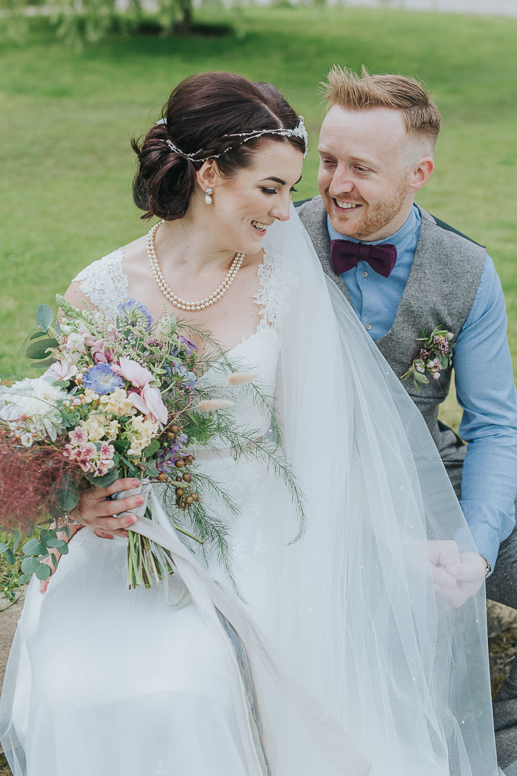 Non-Traditional Country Party Barn Wedding Yorkshire http://www.lauracalderwood.co.uk/