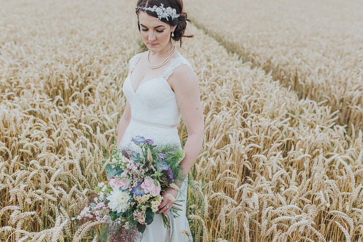 Non-Traditional Country Party Barn Wedding Yorkshire http://www.lauracalderwood.co.uk/
