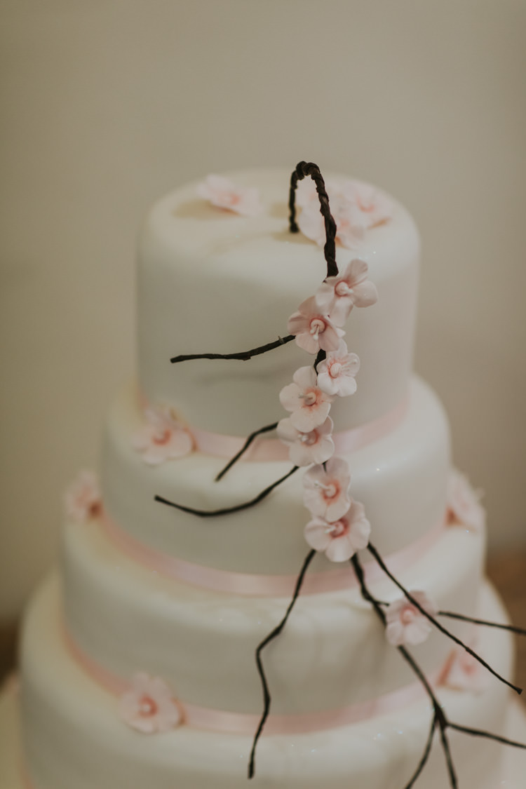 Cherry Blossom Cake Alternative Vintage 1950s Knighton House Wedding Dorset http://www.paulunderhill.com/