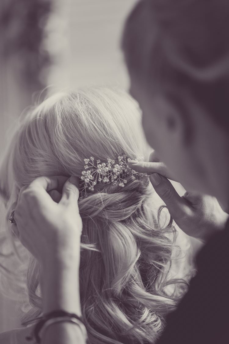 Hair Bride Bridal Style Do Waves Accessory Comb Greenery White Contemporary Wedding Styal Lodge Cheshire http://hayleybaxterphotography.com/