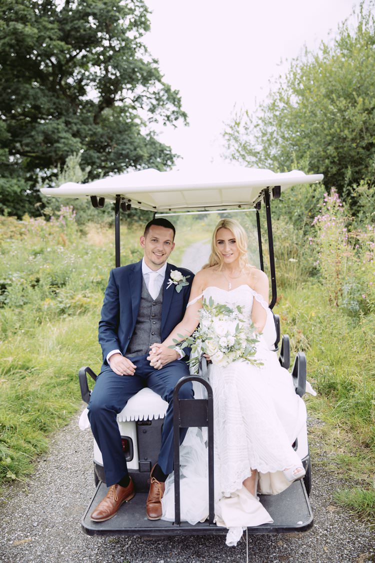 Greenery White Contemporary Wedding Styal Lodge Cheshire http://hayleybaxterphotography.com/