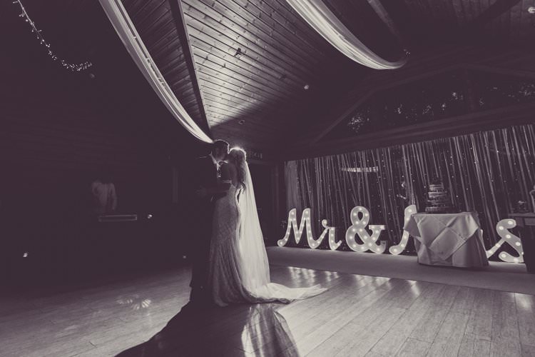 Greenery White Contemporary Wedding Styal Lodge Cheshire http://hayleybaxterphotography.com/