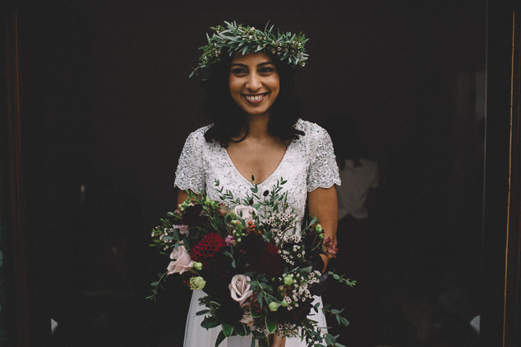 Bride Bridal Flower Crown Bouquet Red Pink Greenery Autumn Woodland Wedding Woodlands Lodge New Forest http://carrielaversphotography.co.uk/