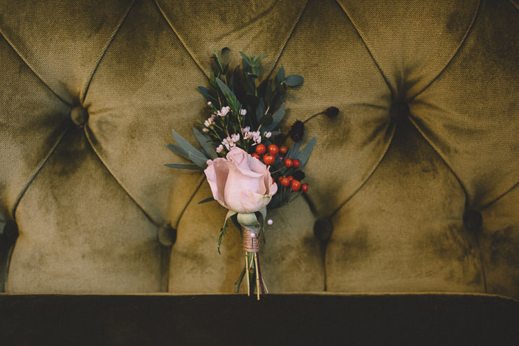 Buttonhole Twine Rose Pink Red Berries Autumn Woodland Wedding Woodlands Lodge New Forest http://carrielaversphotography.co.uk/