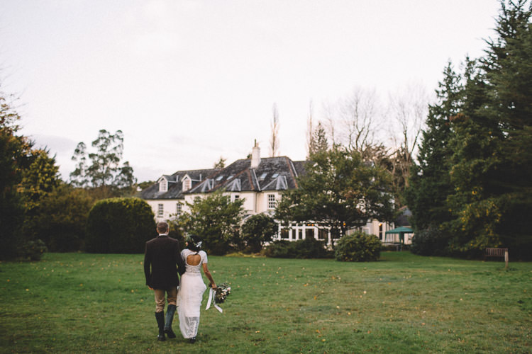 Autumn Woodland Wedding Woodlands Lodge New Forest http://carrielaversphotography.co.uk/
