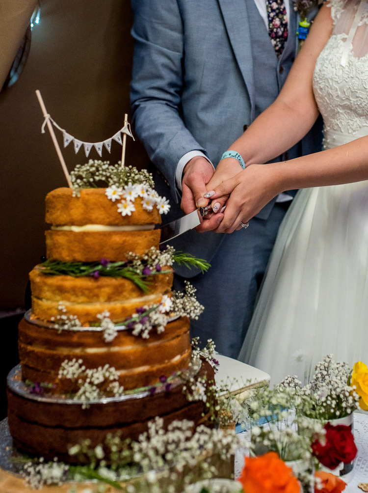Naked Cake Layer Sponge Bunting Flowers Mismatched Colourful Wildflower Meadow Wedding Hush Venues Norfolk http://lighteningphotography.co.uk/