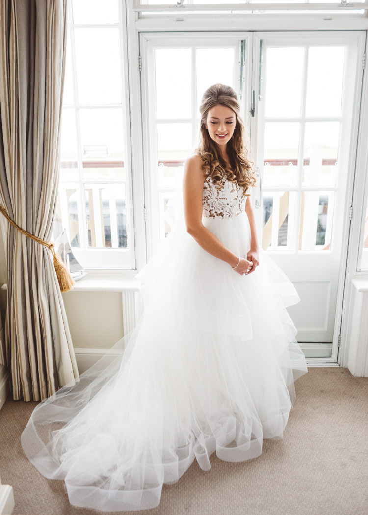 Bride Bridal Hayley Paige Dress Gown Tulle Princess Lace Cool Stylish Windy Coastal Wedding East Quay Lobster Shack Whitstable http://holliecarlinphotography.com/