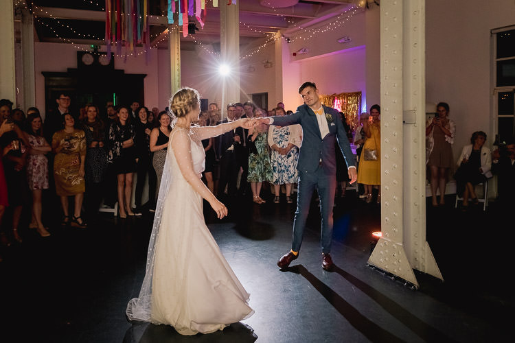 Colourful Indie London City Wedding Clissold House West Reservoir Centre https://www.murrayclarke.co.uk/