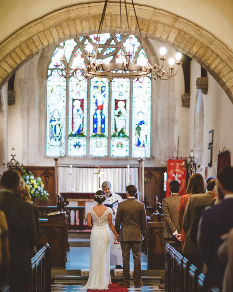 Relaxed Country Tipi Yellow Wedding Hampshire https://photography34.co.uk/