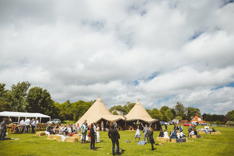 Relaxed Country Tipi Yellow Wedding Hampshire https://photography34.co.uk/