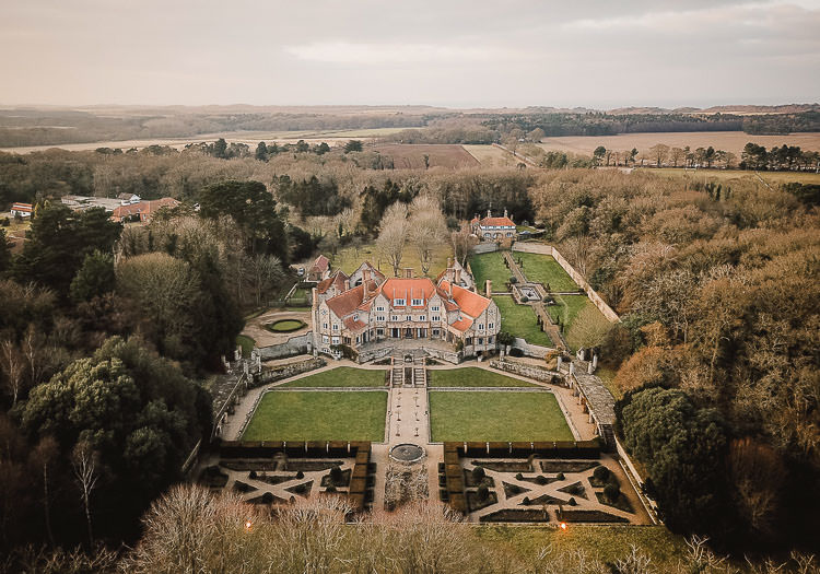 Raucous Artistic Wintry Wedding Voewood Norfolk https://www.luisholden.com/