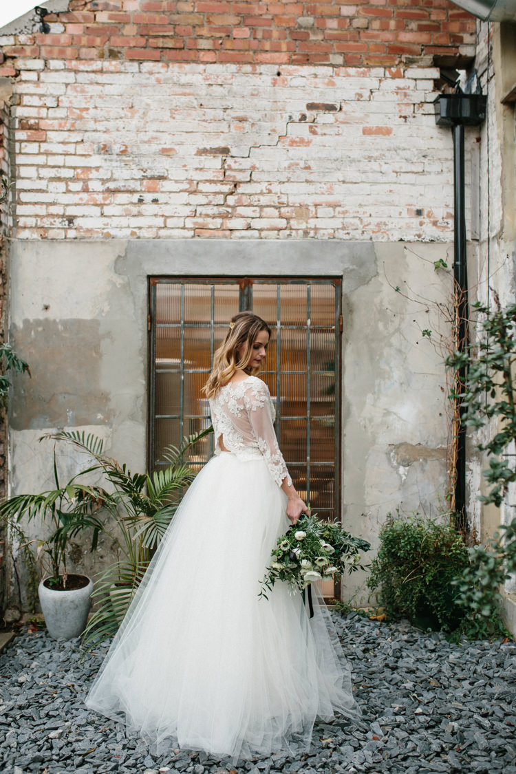 Luxe Industrial Velvet Wedding Ideas https://jessypapasavvaphotography.com/
