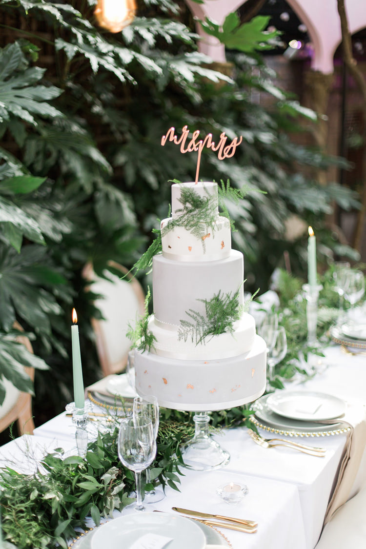 Cake Gold Greenery Copper Lush Botanical City Roof Garden Wedding Ideas http://jessicadaviesphotography.co.uk/