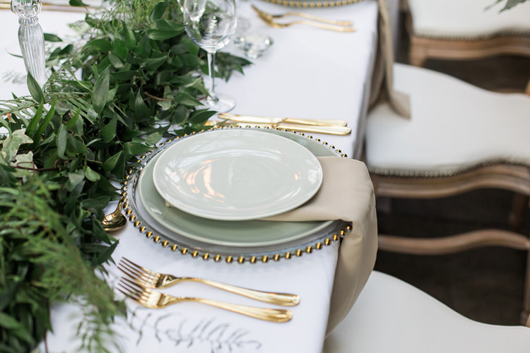 Plates Cargers Gold Green Mint Calligraphy Place Names Lush Botanical City Roof Garden Wedding Ideas http://jessicadaviesphotography.co.uk/