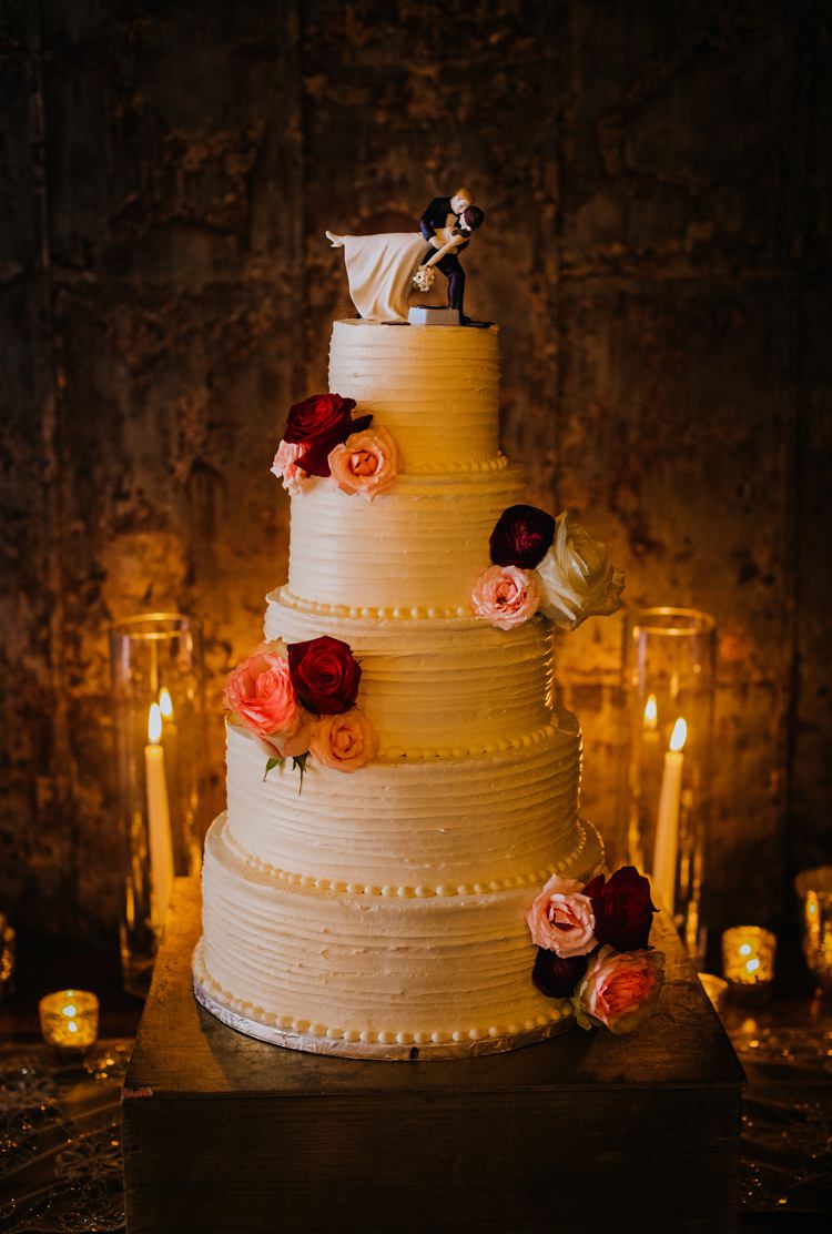 Warehouse Rustic Chic Refined Atlanta King Plow Fresh Flowers Wedding Cake Cute Topper | Boho Industrial Winter Wedding Lunalee Photography